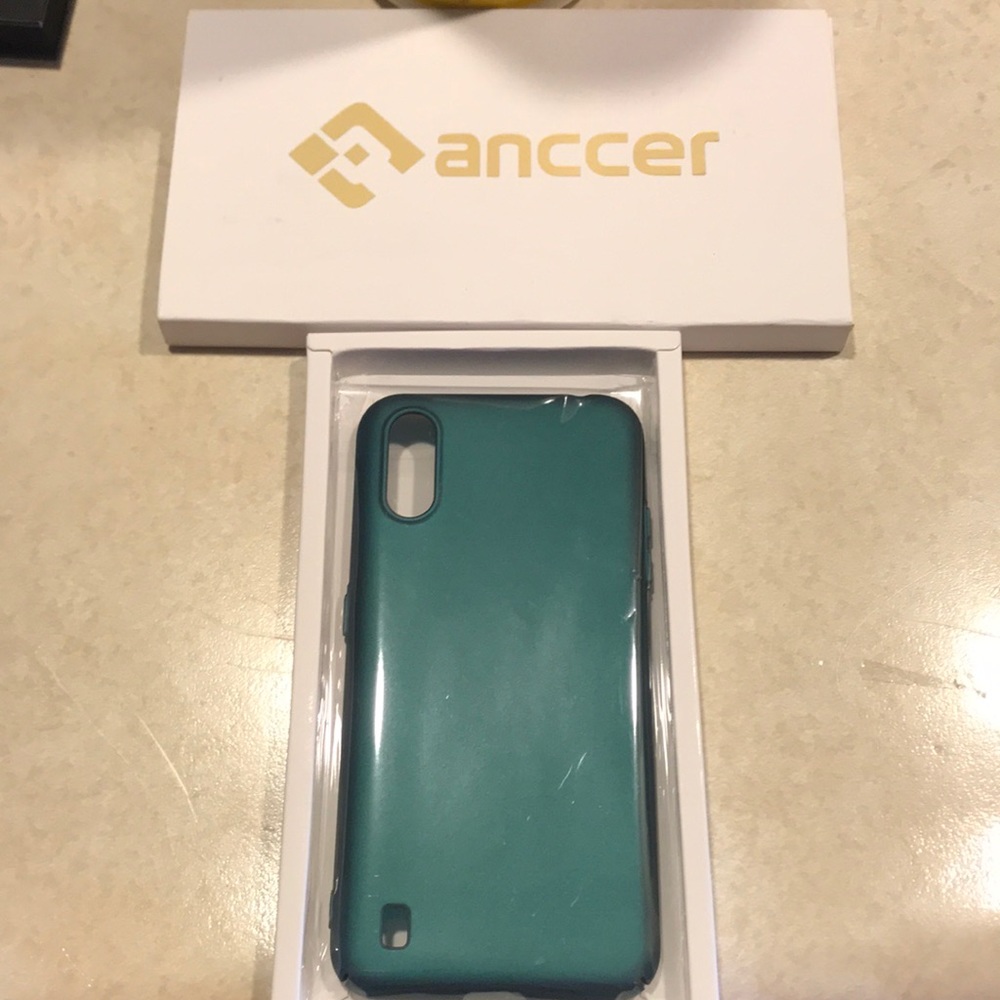 NEW Green ultra thin compatible with GalaxyA01